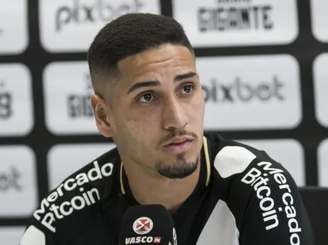 Diretor executivo do Bragantino expõe situação de Praxedes no Vasco e define próximos passos do futuro do jogador