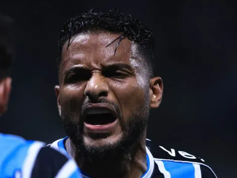 Reinaldo deixa escapar que medalhão está de saída do Grêmio