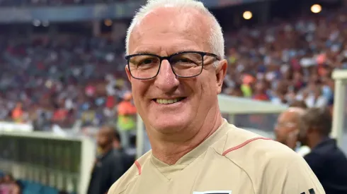 Dorival Jr, tecnico do Sao Paulo durante partida contra o Bahia no estadio Arena Fonte Nova pelo campeonato Brasileiro A 2023. Foto: Walmir Cirne/AGIF