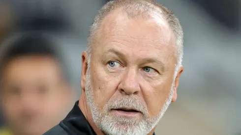 Técnico Mano Menezes
Foto: Gilson Junio/AGIF