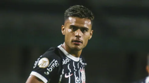 Após o 1° gol, Fausto Vera é assunto nas redes sociais. Foto: Gabriel Machado/AGIF