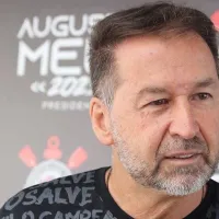 É oficial, salário de R$ 150 mil: Meio-campista vai assinar contrato após Augusto Melo ser 'forçado' no Corinthians