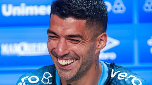 Luis Suárez respondeu brincadeira de Renato. Foto: Maxi Franzoi/AGIF