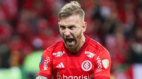 Pedro Henrique abordou o futuro<br />
e deixou dúvida no ar - Foto: Maxi Franzoi/AGIF