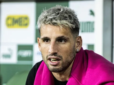 Camisa 8 aceita assinar com SPFC para jogar com Calleri