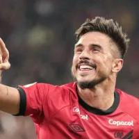 Agente manda a real e atualiza situação de Willian Bigode com o Vasco