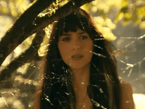 Madame Teia, filme derivado de Homem-Aranha, ganha primeiros cartazes; Dakota Johnson surge enigmática