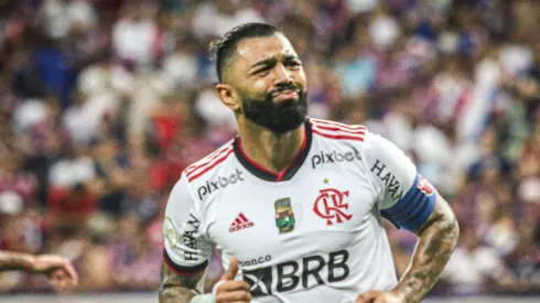 Gabigol se lesionou durante a disputa do Mundial. Lucas Emanuel/AGIF
