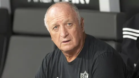 Diretoria do Fla pode dar chapéu em Felipão buscando contratação de Scarpa