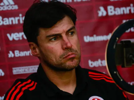 Ex-técnico do Inter, Medina pede e Granada-ESP deve tirar defensor do Corinthians