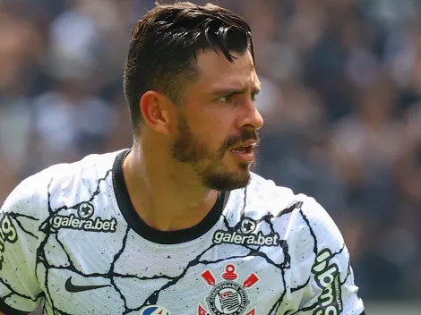 MORAR NA PRAIA? Giuliano recebe ligação para jogar em rival do Corinthians