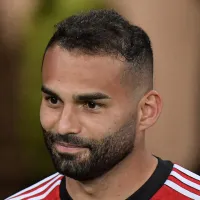 Contrato até 2026, salário alto: Thiago Maia toma decisão no Flamengo e Nação repercute atitude do volante