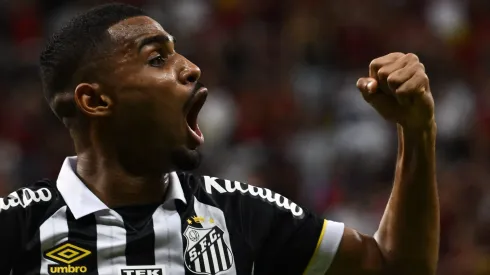 Joaquim foi pedido pelo Corinthians em troca por Ivan – Foto: Mateus Bonomi/AGIF