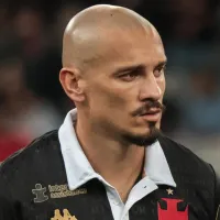 Situação definida: Maicon não atinge metas previstas em contrato e Vasco toma decisão sobre futuro do zagueiro