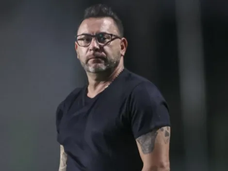 Turco Mohamed, ex-técnico do Atlético-MG, dá pausa na carreira por motivo de saúde