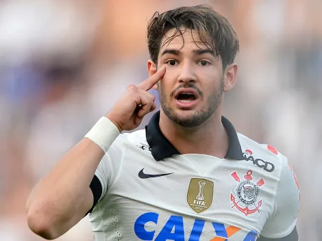 Especulado no Corinthians, Pato revela planos para o futuro