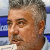 Não parou em Rincón, mais um fica na Vila Belmiro: Alexandre Gallo trabalha permanência de atacante no Santos