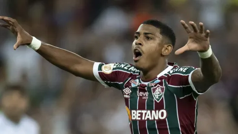 RJ - RIO DE JANEIRO - 25/11/2023 - BRASILEIRO A 2023, FLUMINENSE X CORITIBA - John Kennedy jogador do Fluminense comemora seu gol durante partida contra o Coritiba no estadio Maracana pelo campeonato Brasileiro A 2023. Foto: Jorge Rodrigues/AGIF