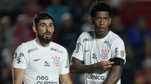 Bruno Méndez e Gil, ex-jogadores do Corinthians - Foto: Rodrigo Coca/Ag. Corinthians