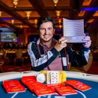 Dennys Ramos vence torneio de poker em Las Vegas e leva prêmio absurdo