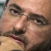 Ele mandou essa ao vivo; Alexandre Mattos admite estar a detalhes de anunciar primeiras contratações no Vasco