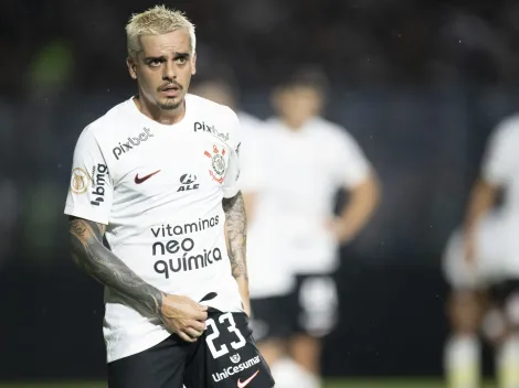 Fagner é eleito o jogador mais violento de 2023 segundo os boleiros