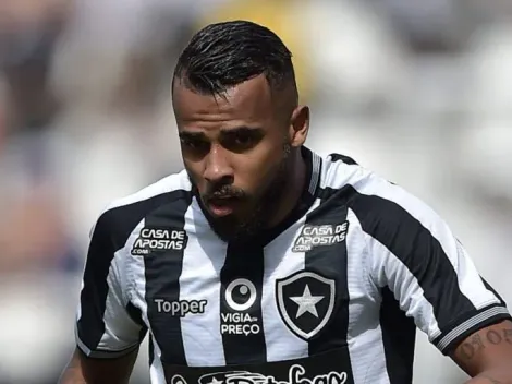 Ex-Botafogo, da época de Alex Santana, é contratado para time da Série B