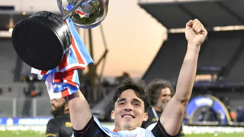 Lorenzo Faravelli meia do Independiente del Valle - Foto: Hernan Cortez/Getty Images