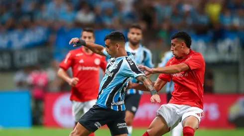 Lance da partida entre Gremio e Internacional disputada na noite deste domingo, na Arena do Grêmio, em partida valida pela Campeonato Gaúcho 2023. Foto: LUCAS UEBEL/GREMIO FBPA