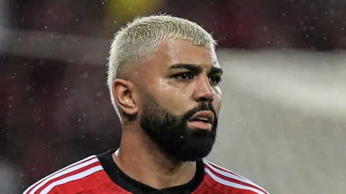 Gabigol camisa 10
Foto: Thiago Ribeiro/AGIF