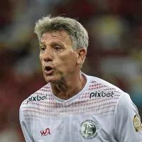 Na calada da noite, falou na zona mista: Renato ironiza renovação com o Grêmio e ‘bomba’ explode na torcida