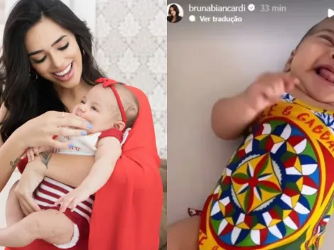 Bruna Biancardi encanta ao exibir Mavie em maiô da Dolce & Gabbana