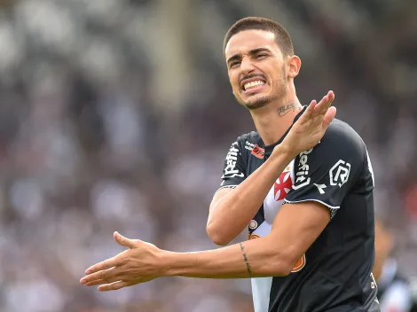 Thiago Galhardo admite que é torcedor de rival do Vasco
