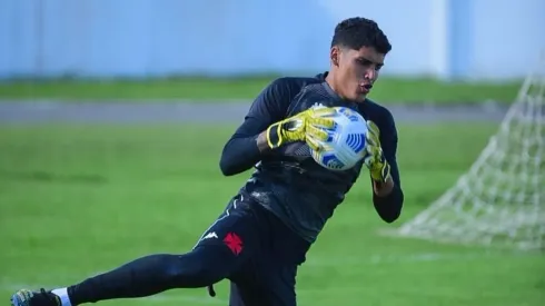 Aexandre Fintelman treinando nas categorias de base do Vasco. Foto: redes sociais / @fintelman_01