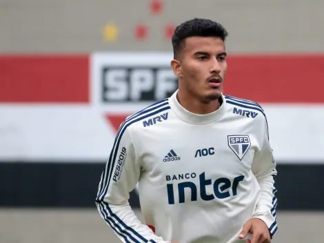 Zagueiro do São Paulo pouco atua, contrato encerra, e jogador encaminha acerto com o Santo André