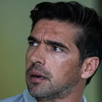 Está tudo certo, falta só isso: Palmeiras encaminha +1 saída e aguarda \'ok\' de Abel Ferreira