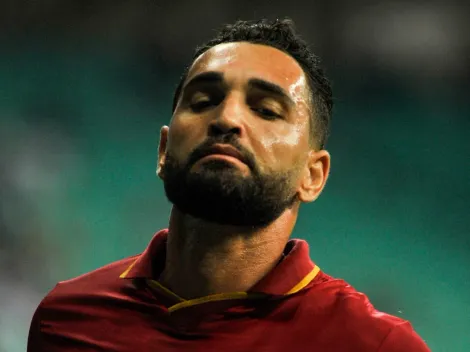 Lacarmón define futuro de Gilberto e bastidores vazam no Cruzeiro