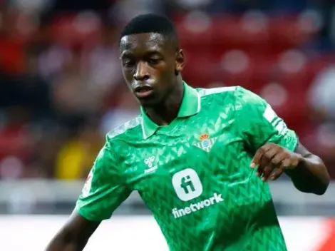 Após reunião, Real Betis expõe posição oficial e Flamengo é avisado sobre preço de Luiz Henrique