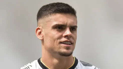 Gabriel Pec recebeu uma grande oferta
Foto: Thiago Ribeiro/AGIF