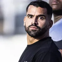 Rincón vetado e substituto é definido no Santos: Carille escolhe meia para estreia no Paulistão