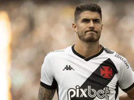 Vascaínos ironizam interesse do Corinthians no atacante Pedro Raul, ex-Vasco