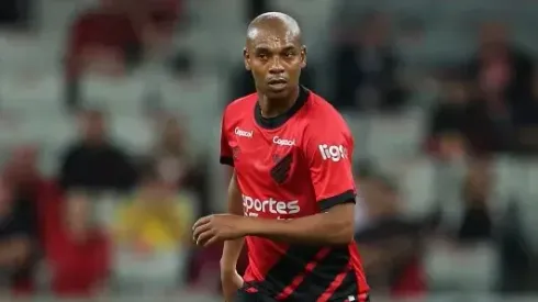 Foto: Heuler Andrey/Getty Images - Fernandinho vira desfalque