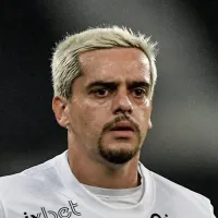 Futuro em xeque, ele confirmou: Veríssimo mal deixa o Corinthians e Fagner manda indireta para Augusto Melo