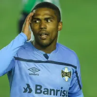 Fluminense surpreende e acerta a contratação de Douglas Costa