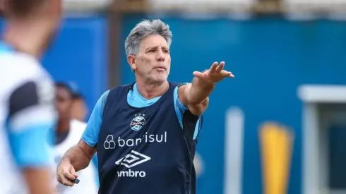 Foto: Lucas Uebel | Grêmio FBPA - Geromel e Kennemann ficam à disposição de Renato Gaúcho