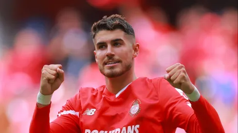 Pedro Raul em ação com a camisa do Clube do México. Foto: Hector Vivas/Getty Images.