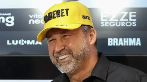 Augusto Melo tirou uma peça do Flamengo - Foto: Marcello Zambrana/AGIF.