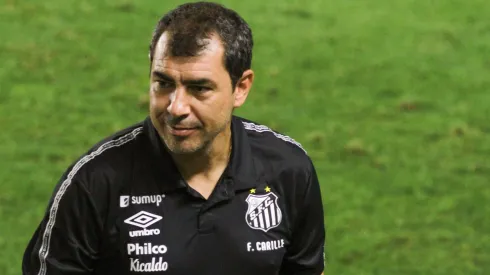 Vasco e Santos disputam a contratação de atacante.<br />
Foto: Fernanda Luz/AGIF