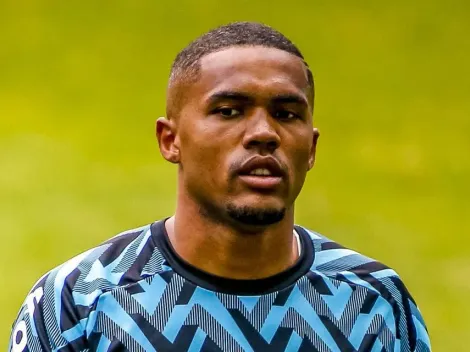 Douglas Costa mal chega ao Fluminense e declaração chama atenção no Grêmio