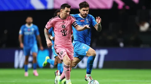 Lionel Messi enfrentando o time do Al-Hilal. Foto: Francois Nel/Getty Images